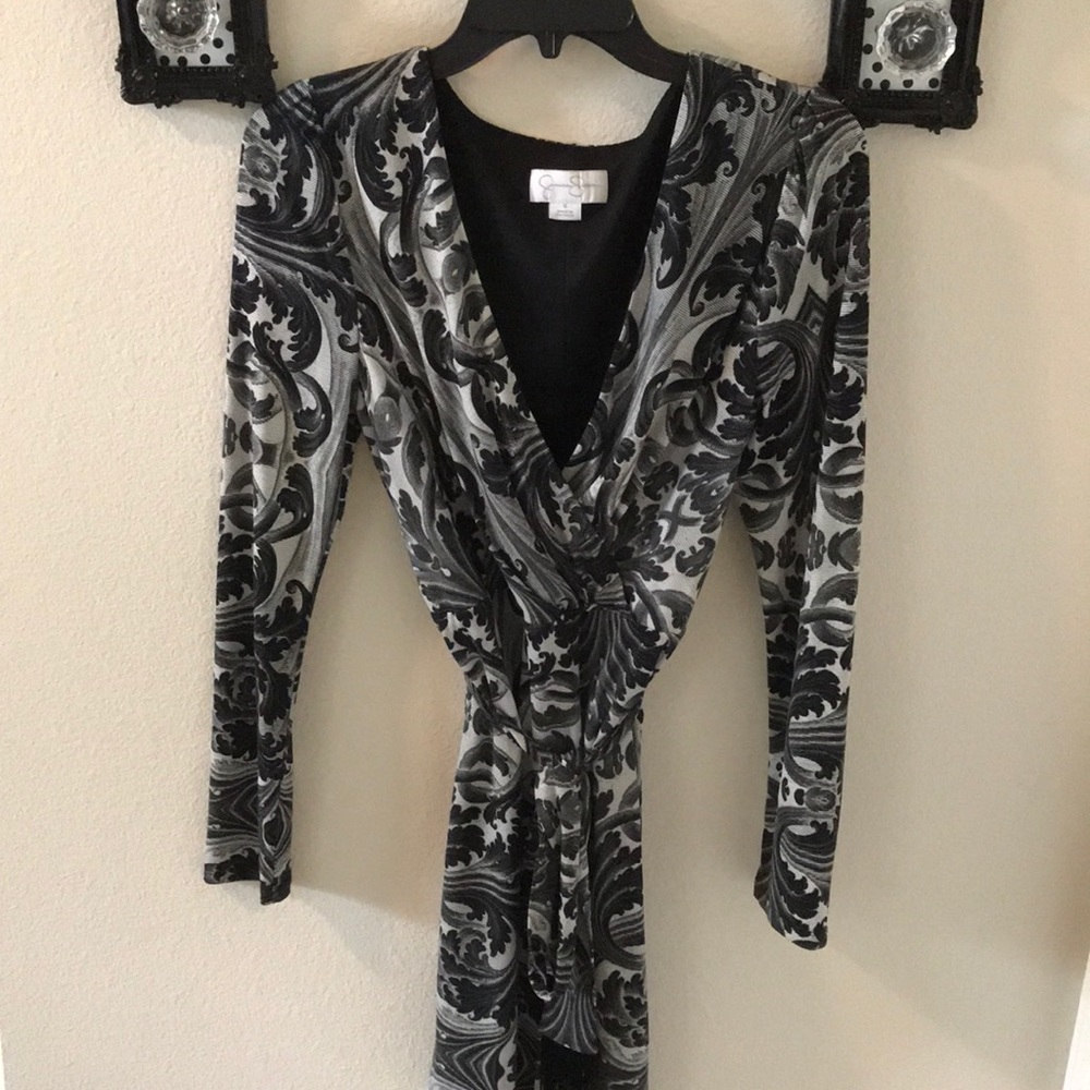 Sexy Jessica Simpson faux wrap dress size 6
